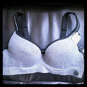 NWT Gray Push up Sports Bra w Underwire XL